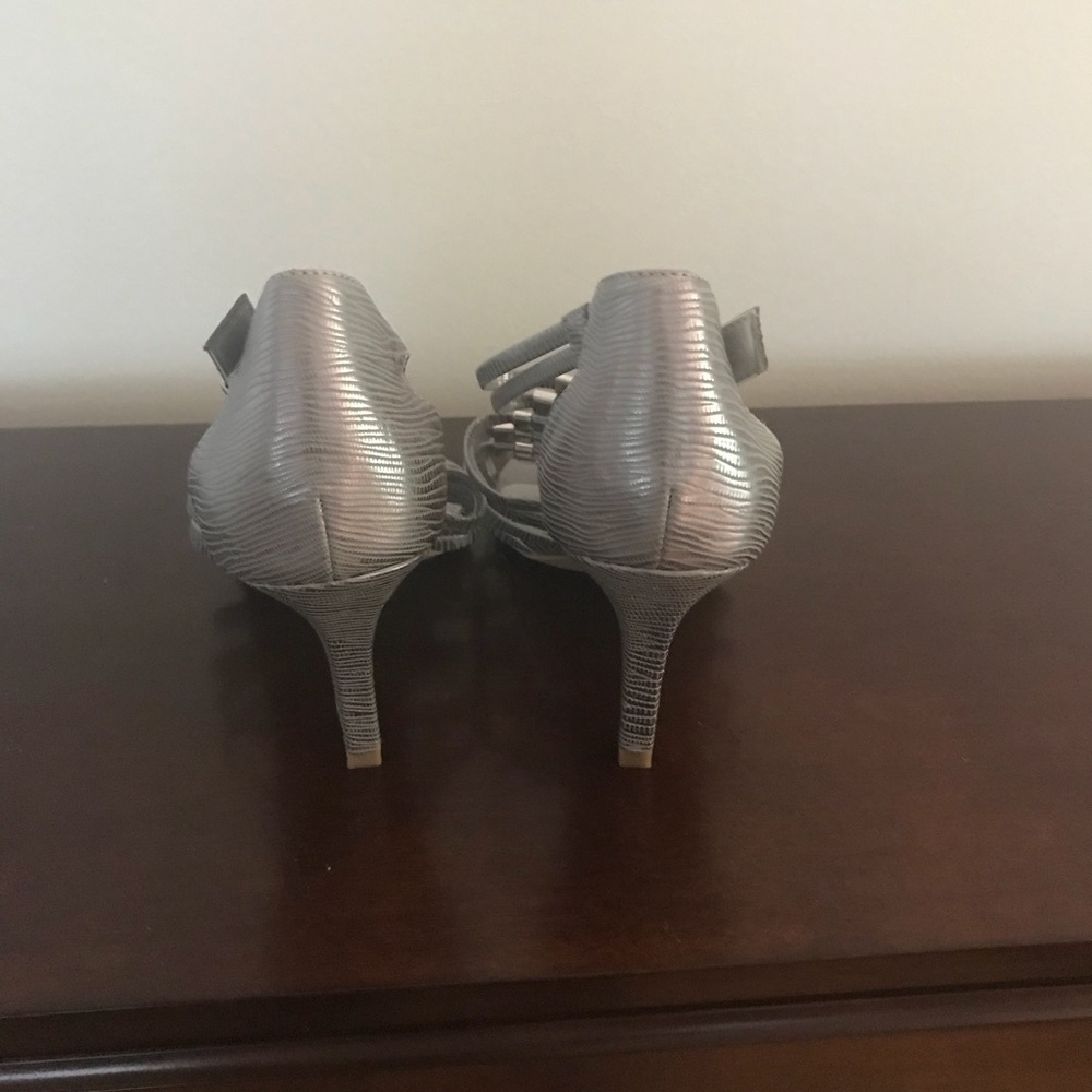 Sandals - Picture 2 of 3